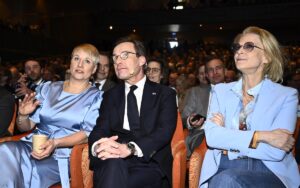 Tenje, Kristersson och Svantesson