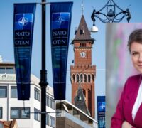 Bakgrund Halsingborg med Nato-flaggor på stan. Infälld: Kerstin Bergeå.