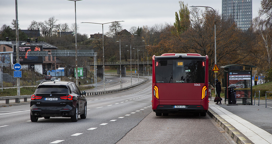 I Bryssel får bilägare som ställer av bilen motsvarande 500 till 1 000 euro i stöd.