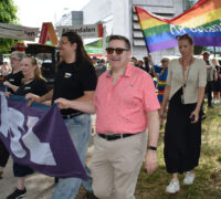 mångfaldsparaden, rfsl-banderoll, prideflagga