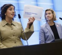Pressträff med Simona Mohamsson.