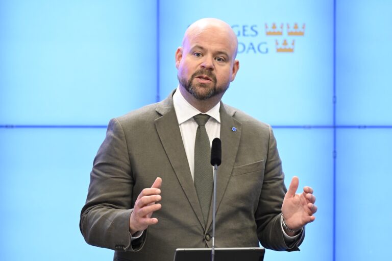 Peter Kullgren.