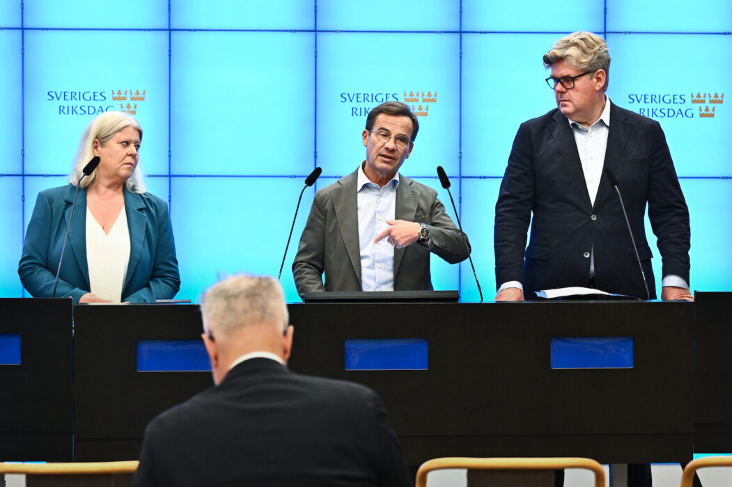   Socialtjänstminister Camilla Waltersson Grönvall, partiledare Ulf Kristersson och justitieminister Gunnar Strömmer under en pressträff där de presenterar partiets program för att bekämpa mäns våld mot kvinnor.