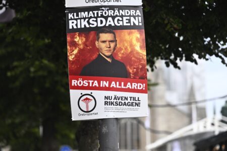 Valaffisch Örebropartiet.