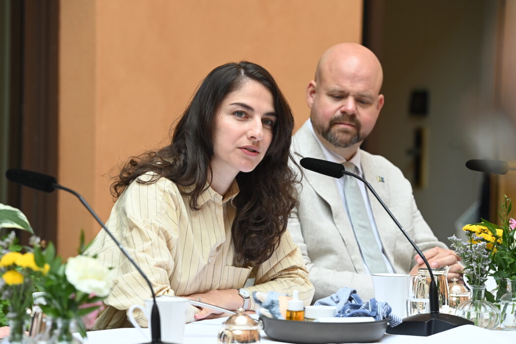Klimat- och miljöminister Romina Pourmokhtari (L) och landsbygdsminister Peter Kullgren (KD) bör få bakläxa för Sveriges nya plan, tycker Naturskyddsföreningens Karin Lexén.